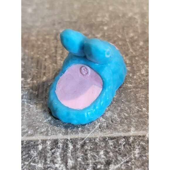 Mini Shopkins moose blue slipper pink bunny rabbit toy figures shoe - Picture 2 of 3